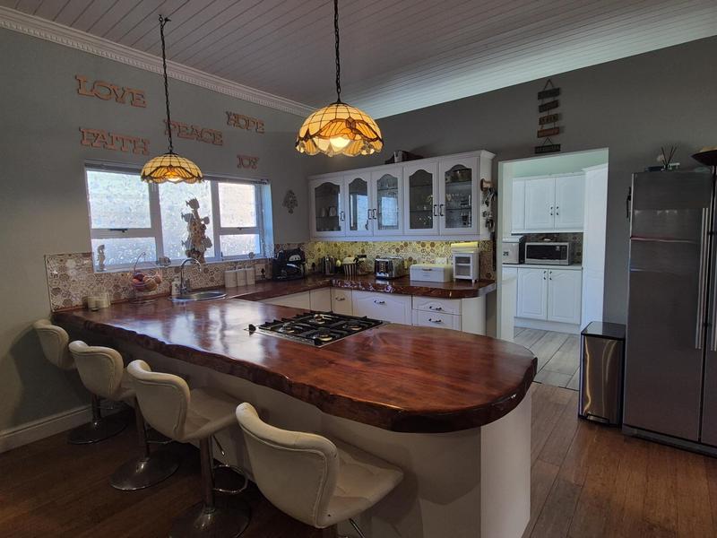 4 Bedroom Property for Sale in Kleinbaai Western Cape